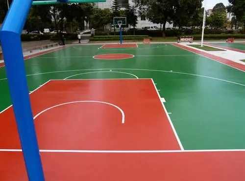 宣城球场地面翻新,裂缝修重要性